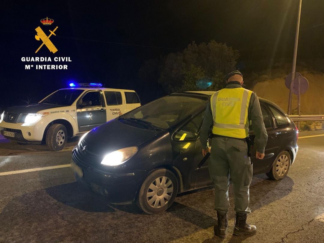 La Guardia Civil detiene a dos negacionistas en Arnedo