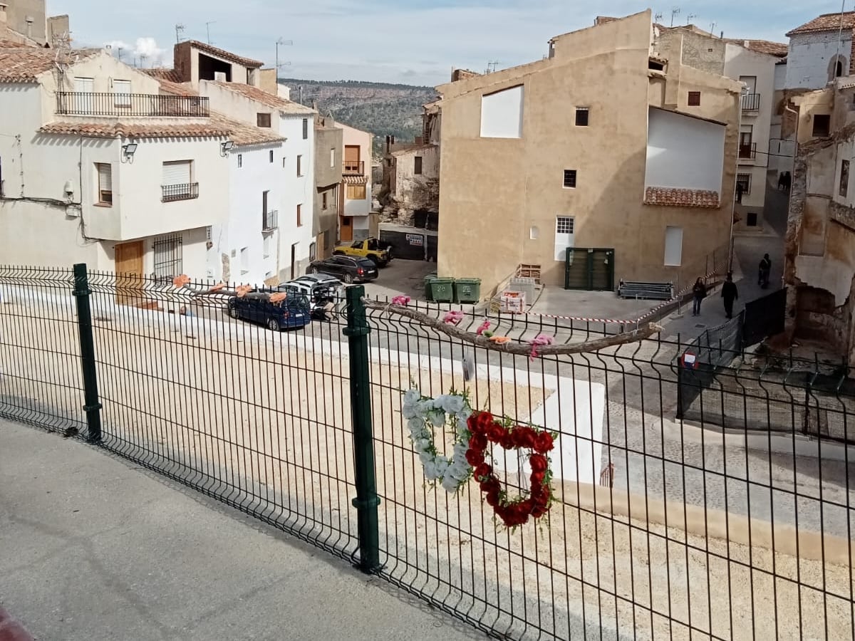 Imagen de la calle de Letur, que hace un año quedó destruída
