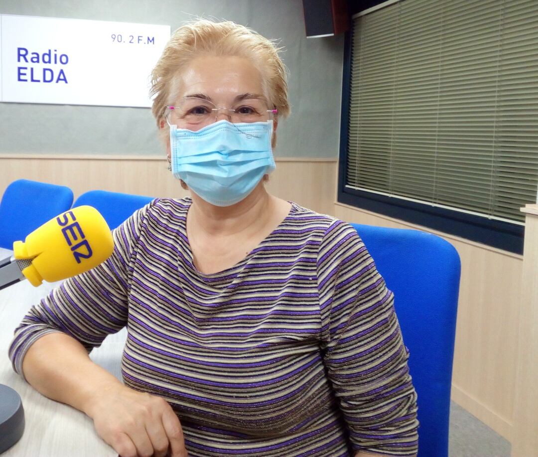 Mª Carmen Vélez, chef de restaurante La Sirena, en el estudio de Radio Elda SER