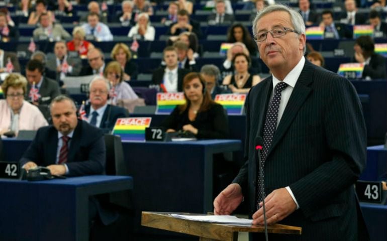 Jean-Claude Juncker ante el Parlamento Europeo durante el debate sobre su elección en el Parlamento Europeo en Estrasburgo 