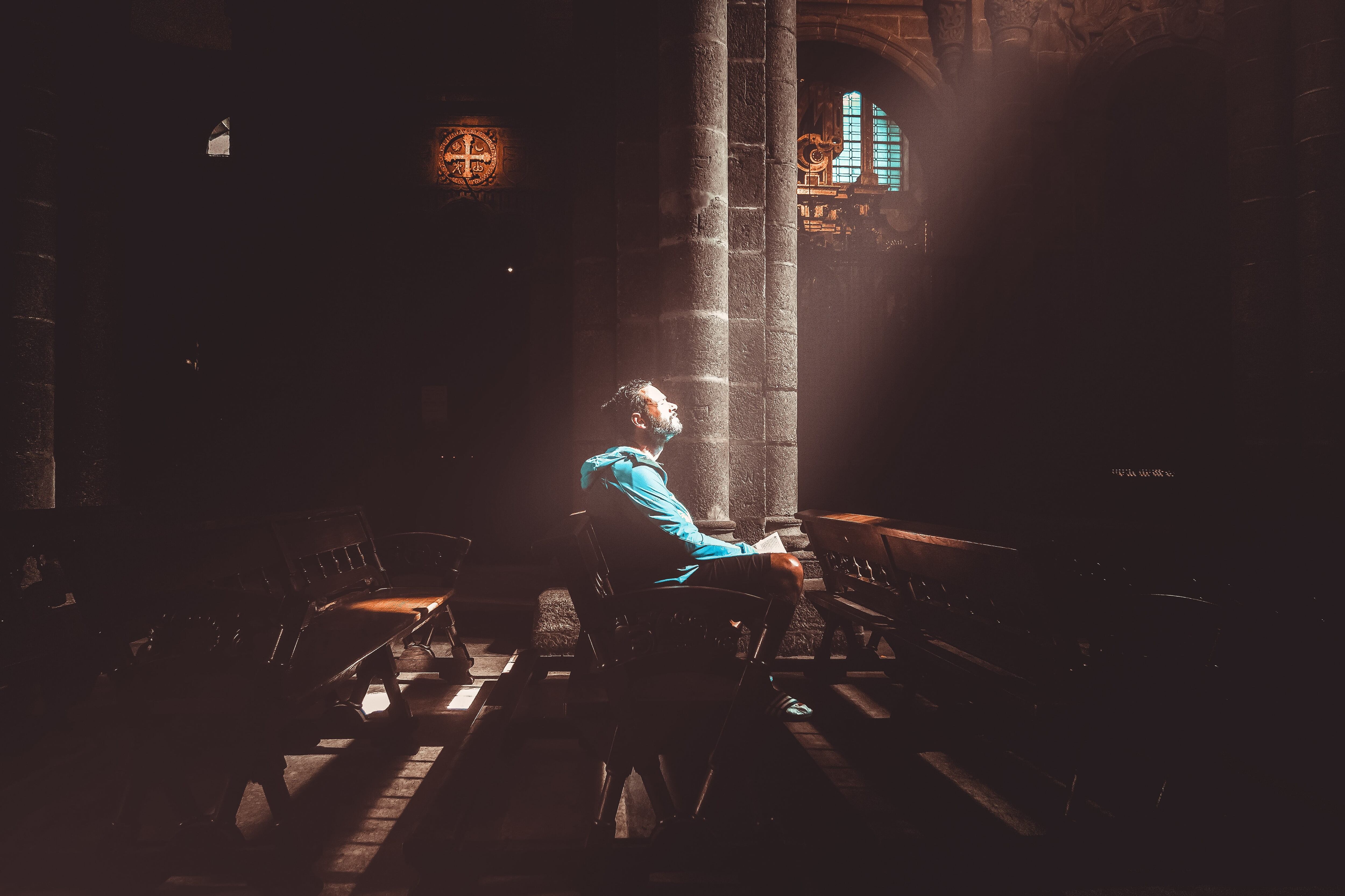 Ya puede visitarse en Carrión de los Condes la exposición fotográfica 'Miradas peregrinas'