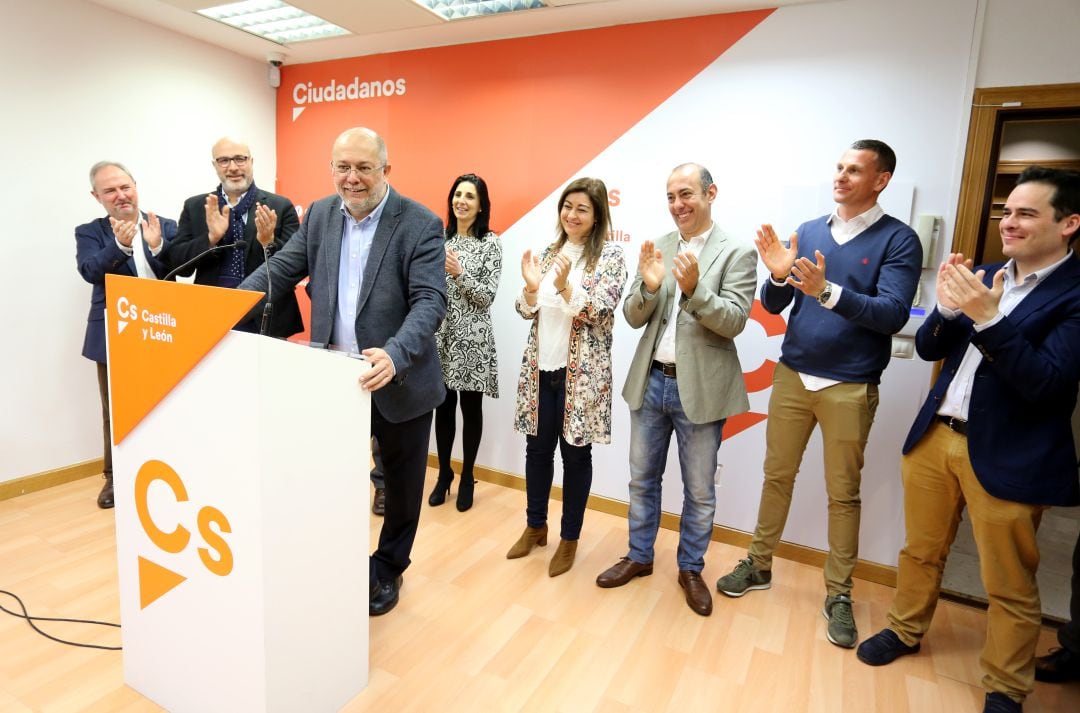 Rueda de prensa del diputado nacional de Ciudadanos Francisco Igea en la que comunica que se presenta a las primarias de Cs para ser candidato a la Presidencia de la Junta 	 
 