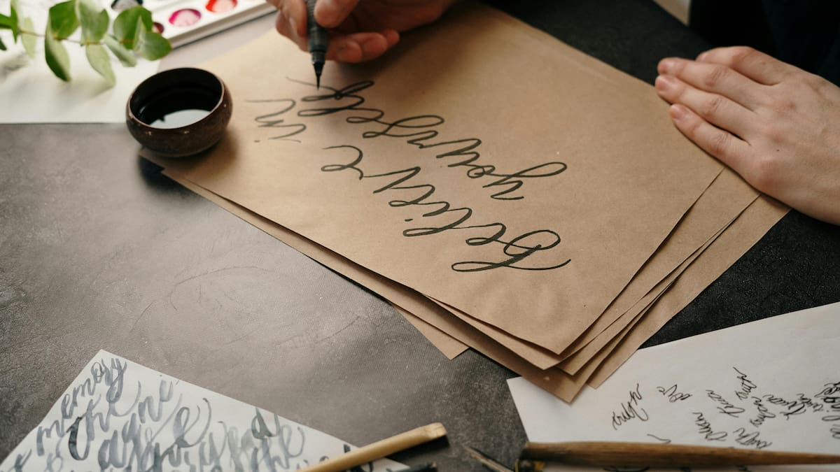 Se inaugura en Lugo el Obradoiro-Galería de Caligrafía de María Vila, el primero en Galicia