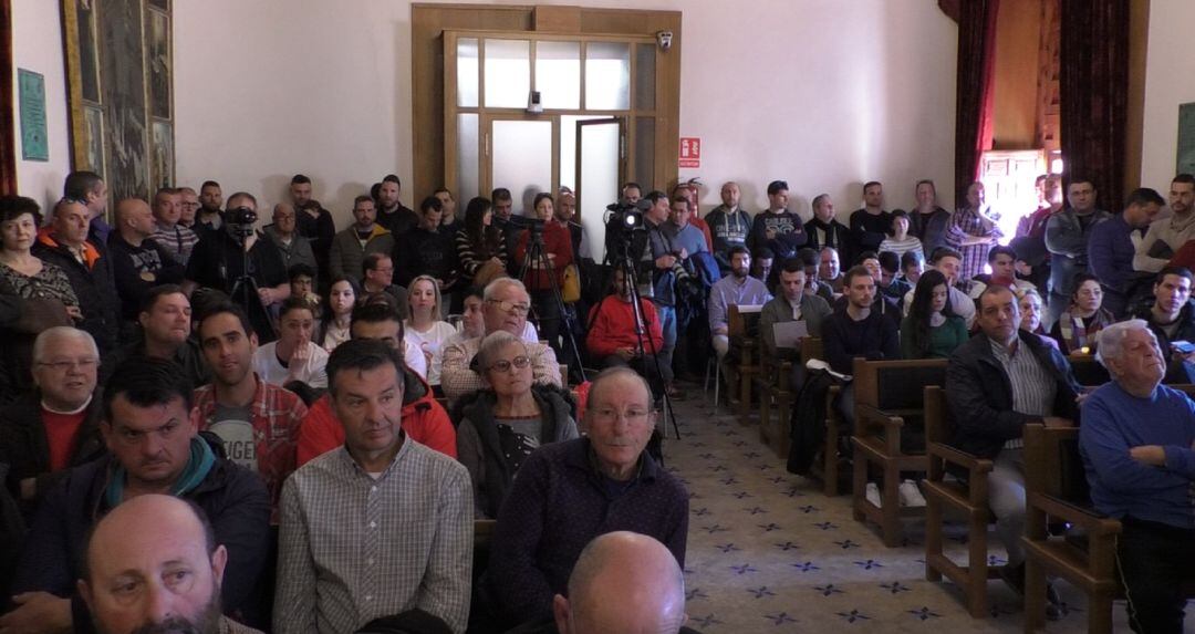 policias locales en el pleno