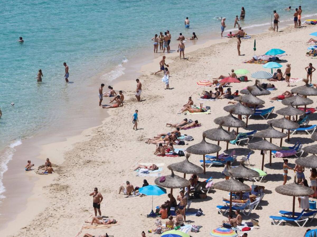 El Govern espera que mañana se apruebe el plan piloto para traer turistas