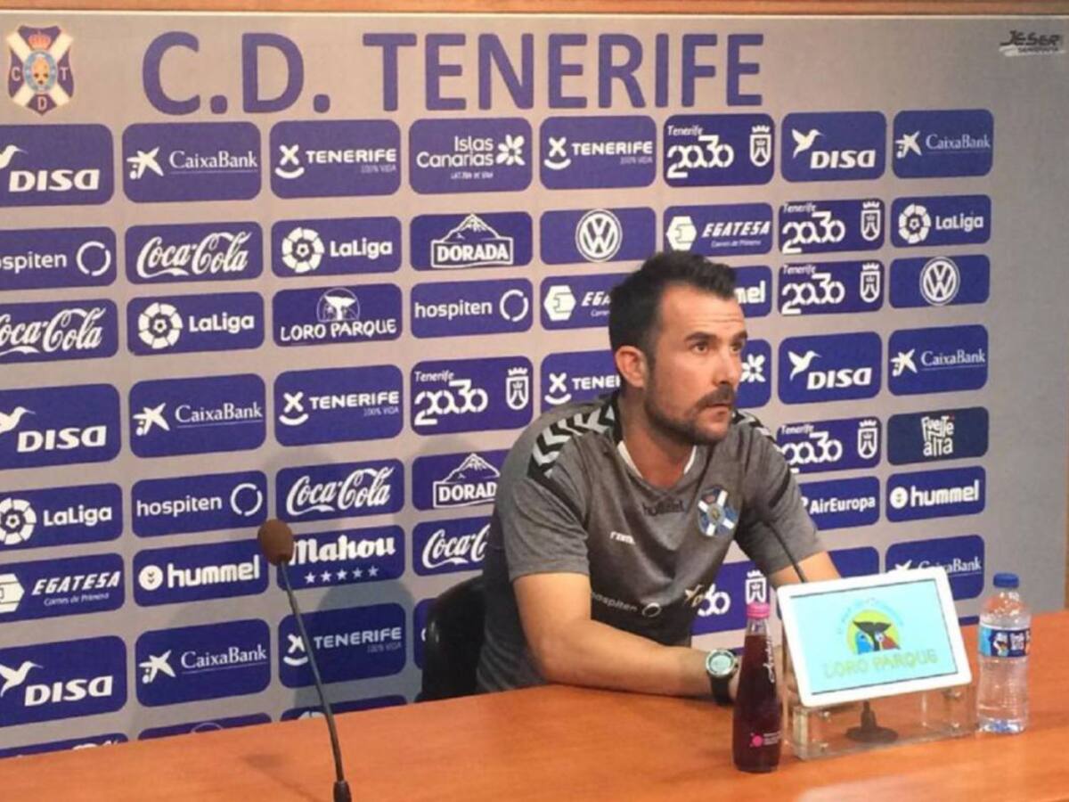 El CD Tenerife comienza las gestiones para el relevo de López Garai