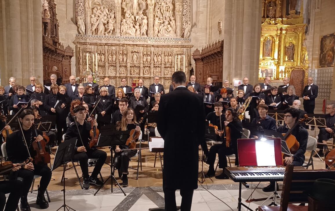 Celebración del Tota Pulchra en Huesca