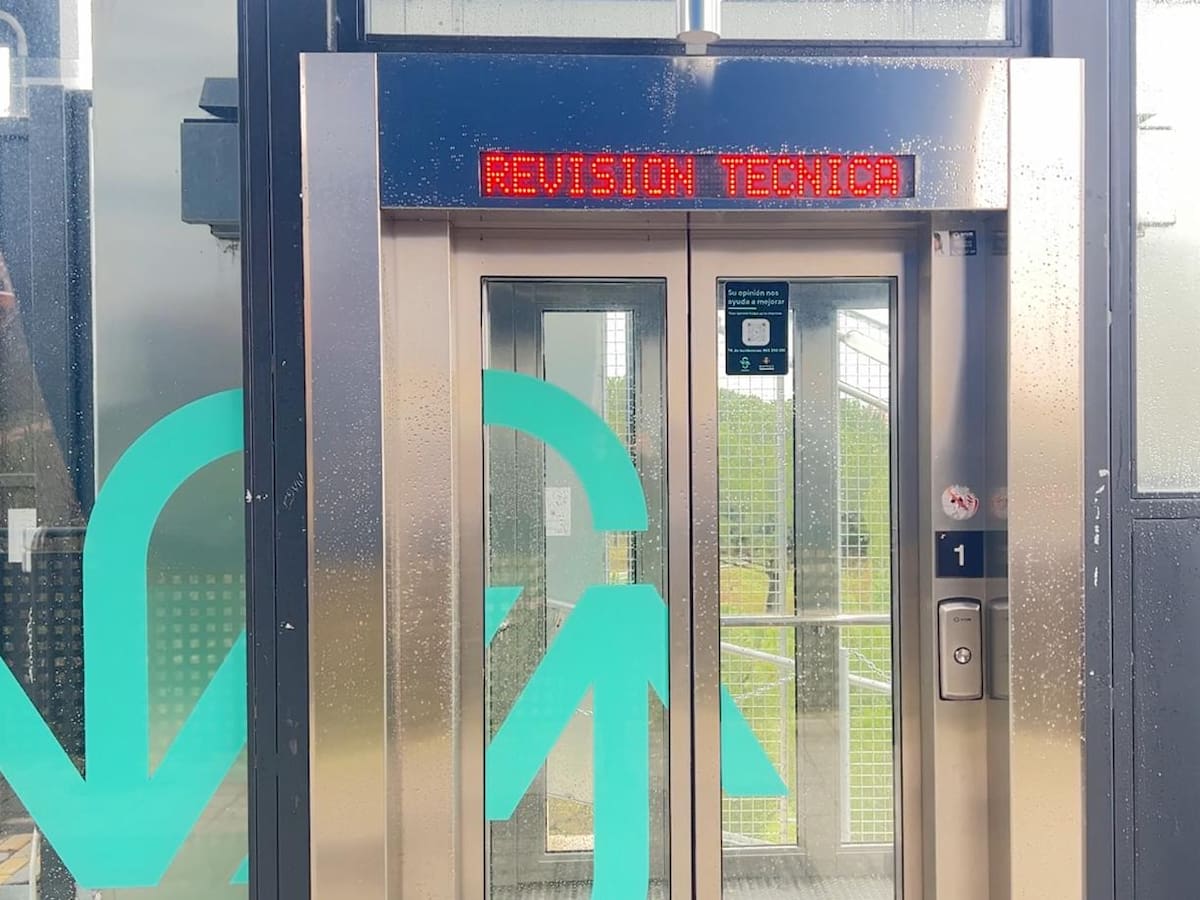 El PSOE denuncia la paralización durante un mes del ascensor de la ladera este de Parquesol