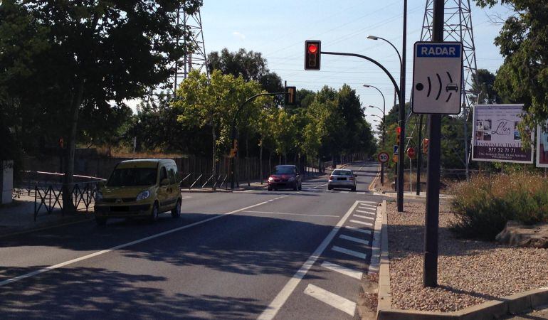 Imatge de la senyal que alerta de la presència del radar, que se situava més avall