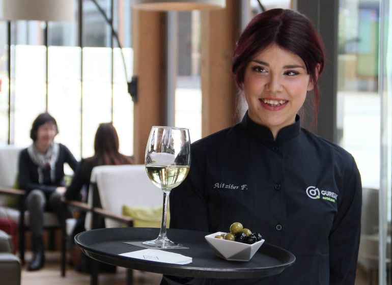 En el sector de servicios han renovado prácticamente el 100 % de los concursos públicos.