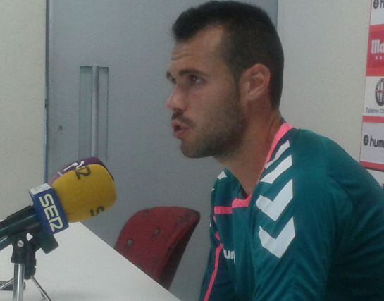 Santi Jara en rueda de prensa