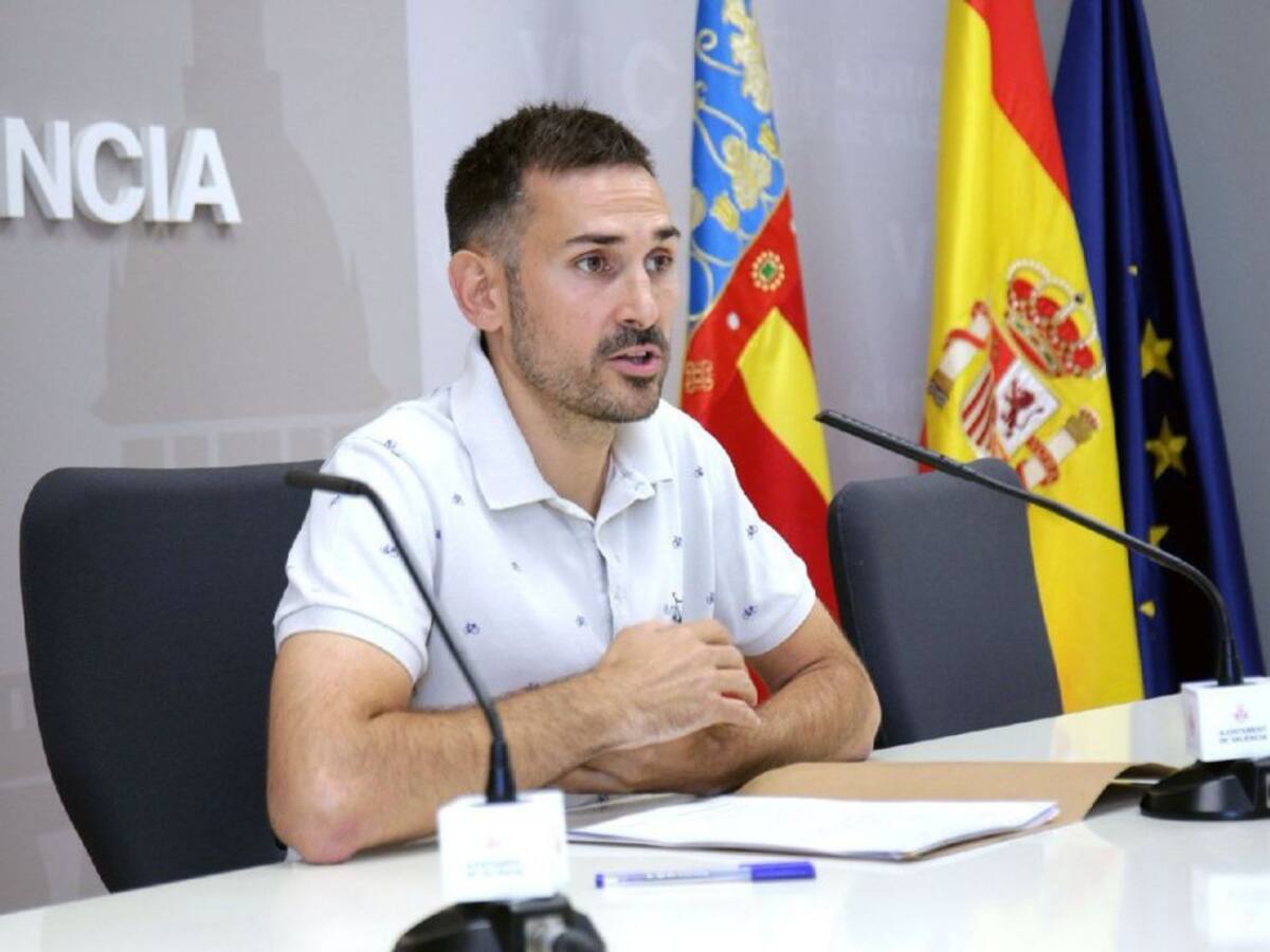 El Ayuntamiento de Valencia exige la limpieza de una veintena de solares