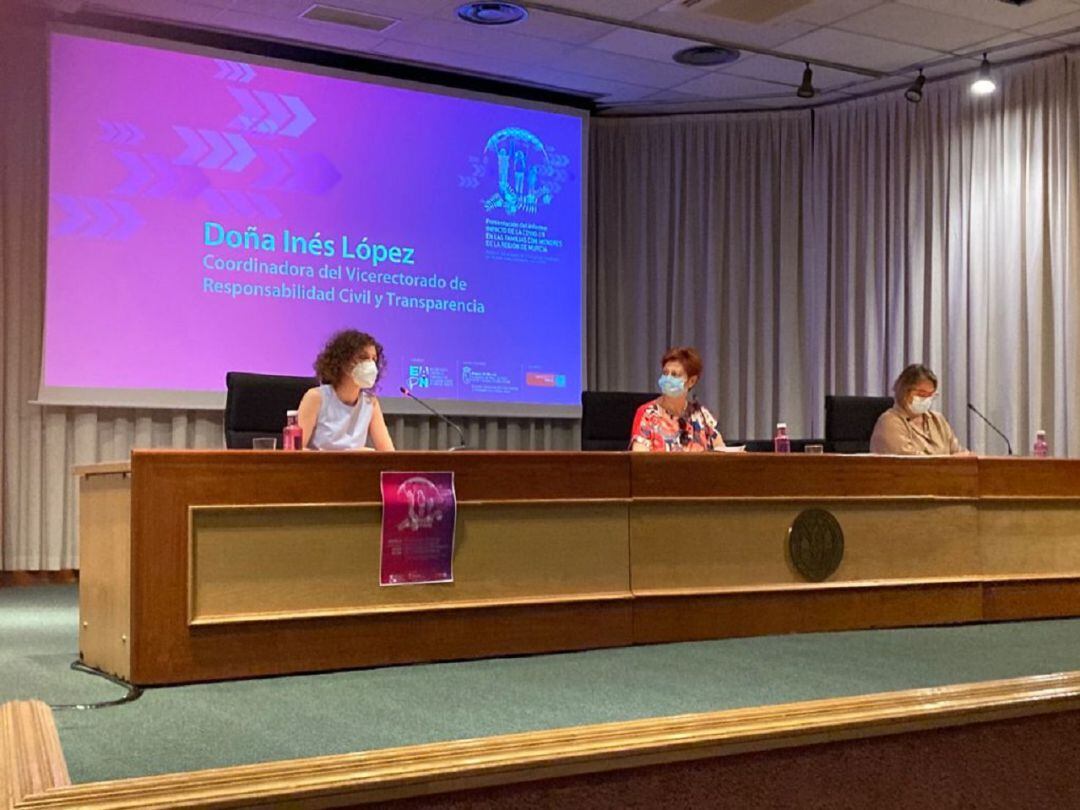 Presentación informe en UMU