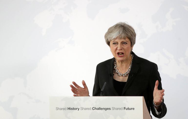 Theresa May durante su discurso en Florencia