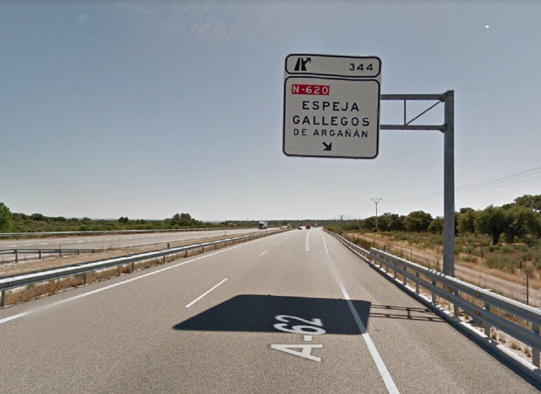 Autovía A-62 a su paso por el municipio de Espeja, en Salamanca.
