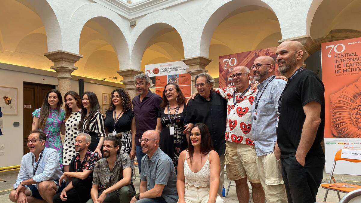 La comedia extremeña llega a la escena del Teatro Romano de Mérida
