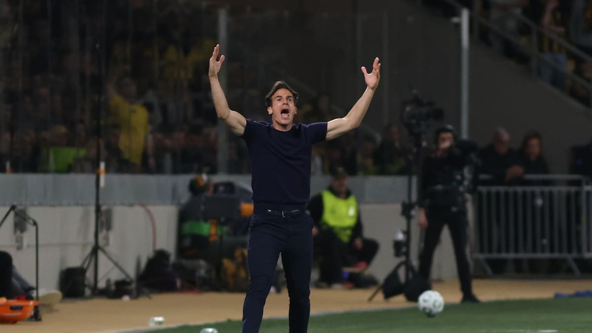 Íñigo Pérez gana peso en el Villarreal ante la posible salida de Marcelino