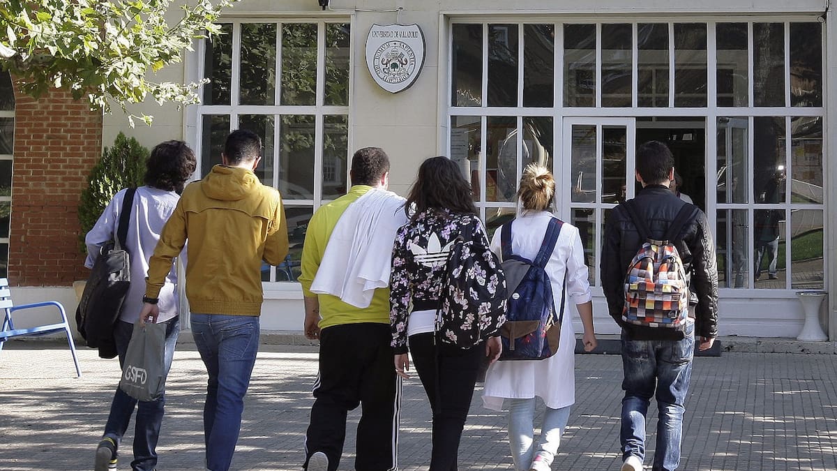 171 estudiantes del medio rural reciben ayudas de la Diputación para gastos de transporte y residencia