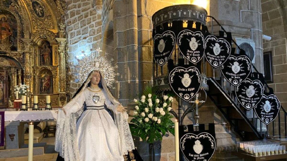 Septenario a la Virgen de los Dolores en Plasencia