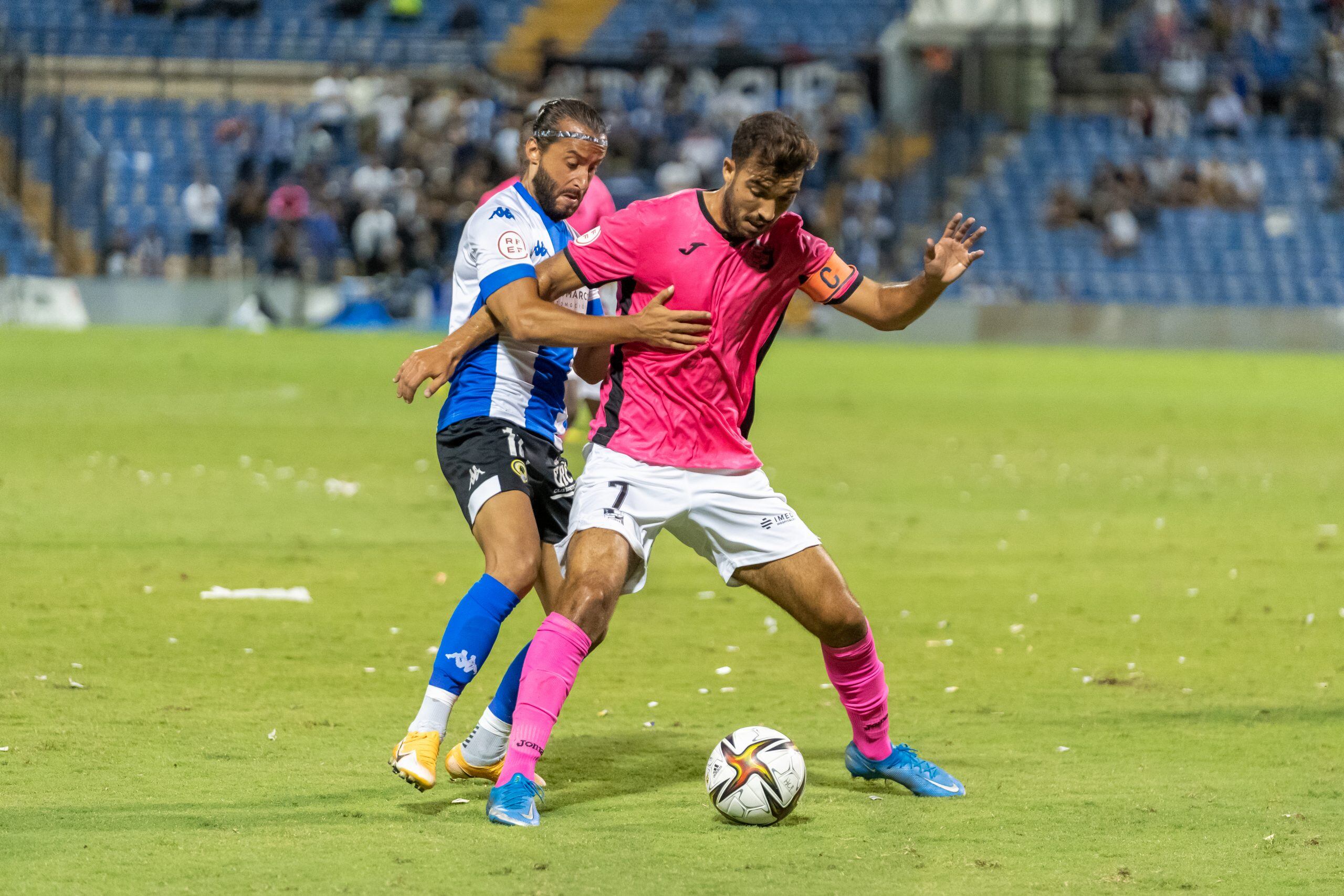 Fofo durante el partido frente al Hércules C.F.