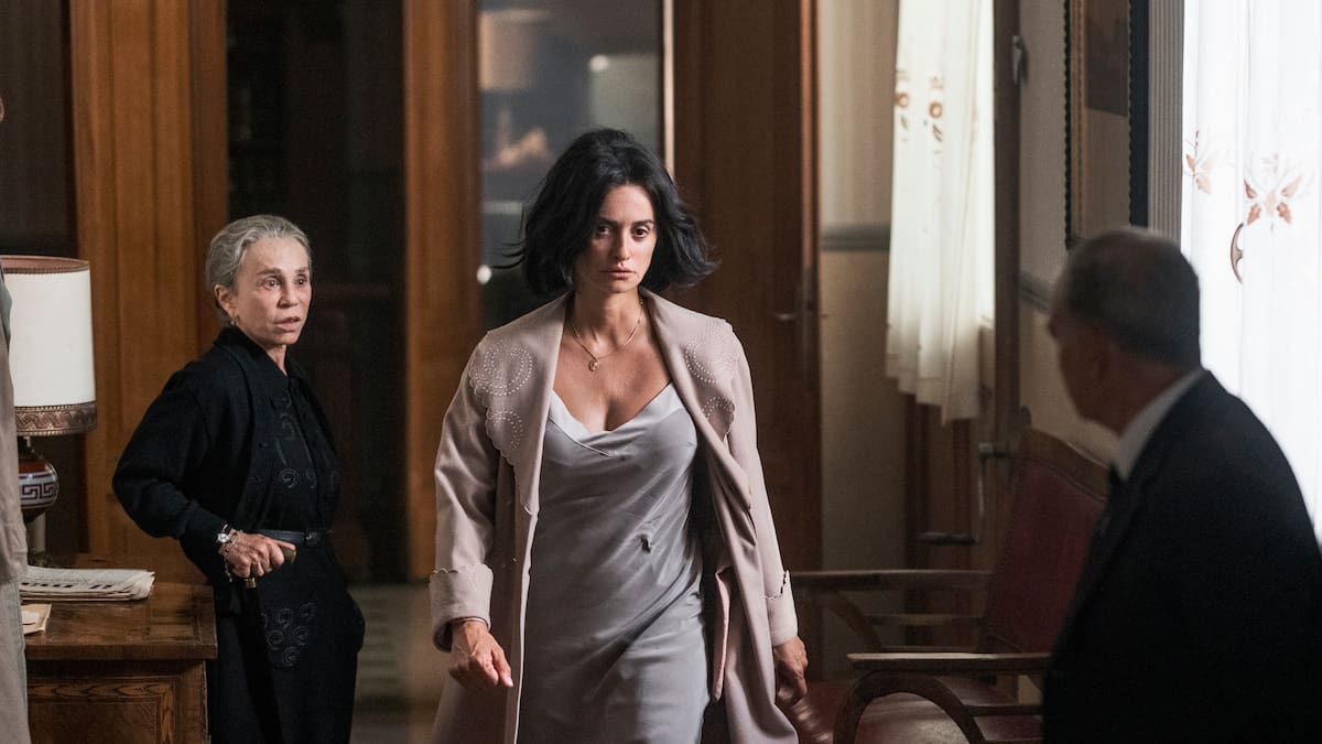 Penélope Cruz 'se roba' el Ferrari de Michael Mann y Adam Driver