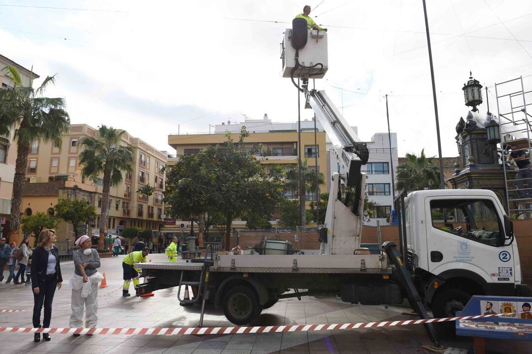 Trabajos de reparación de la fuente de la Plaza Alta