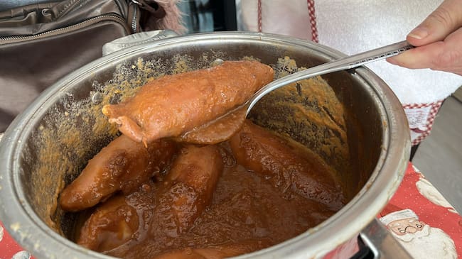 El espíritu de la Nochebuena en casa de Isabel, calamares rellenos, croquetas y cariño a fuego lento