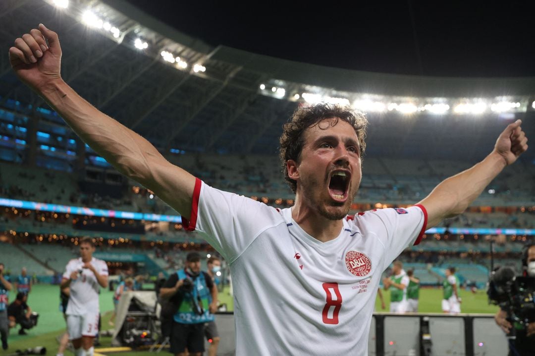 Delaney celebrando la clasificación de Dinamarca a las semifinales de la Eurocopa