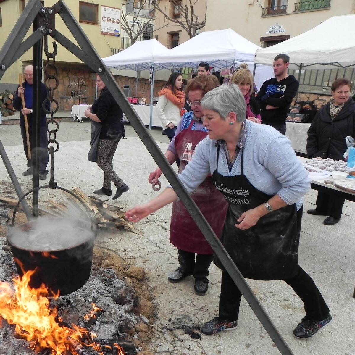 La Feria de Navidad llega a El Grado con degustaciones y villancicos