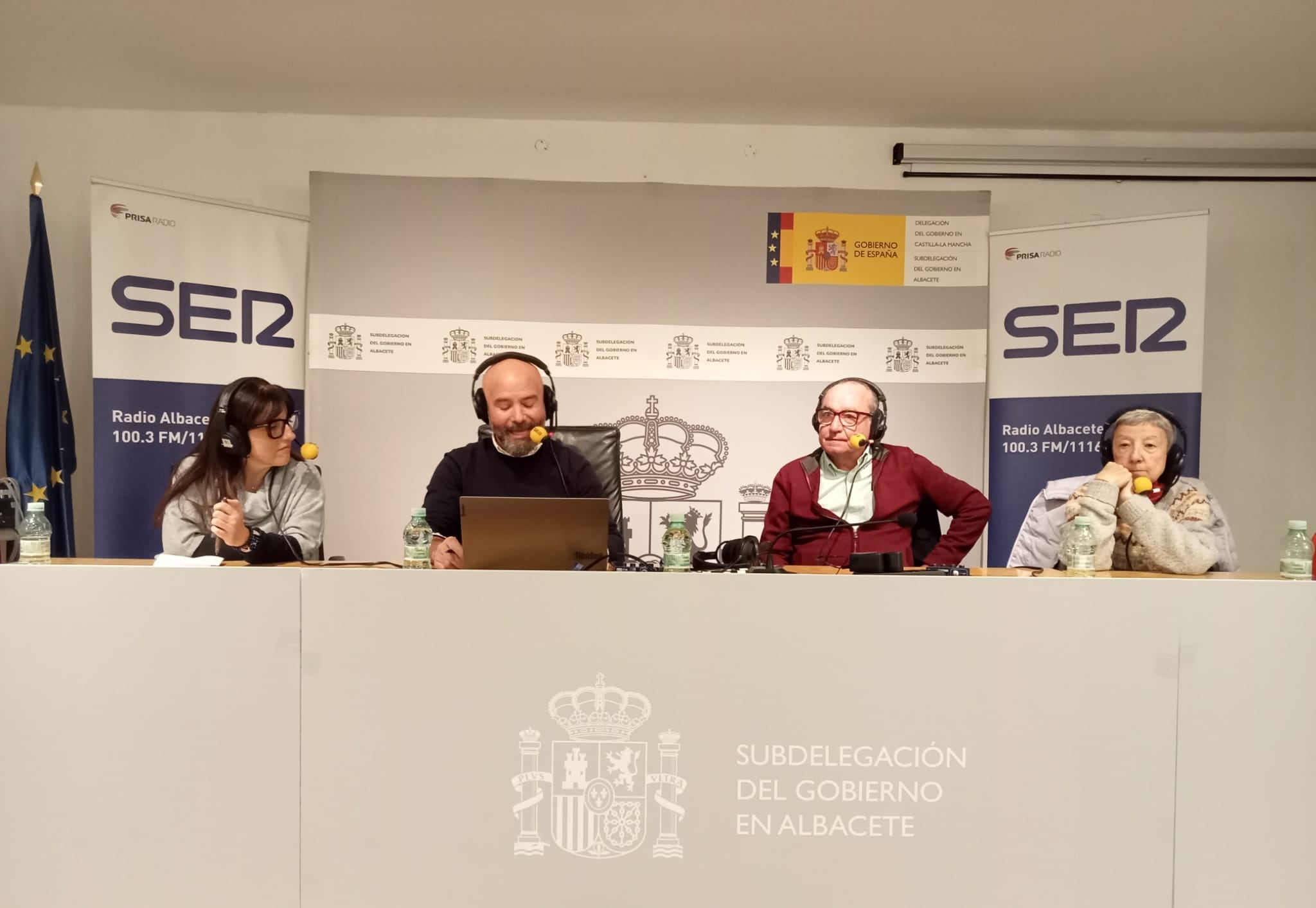 Los periodistas Loli Ríos, Carlos Gutiérrez y Rosa Villada