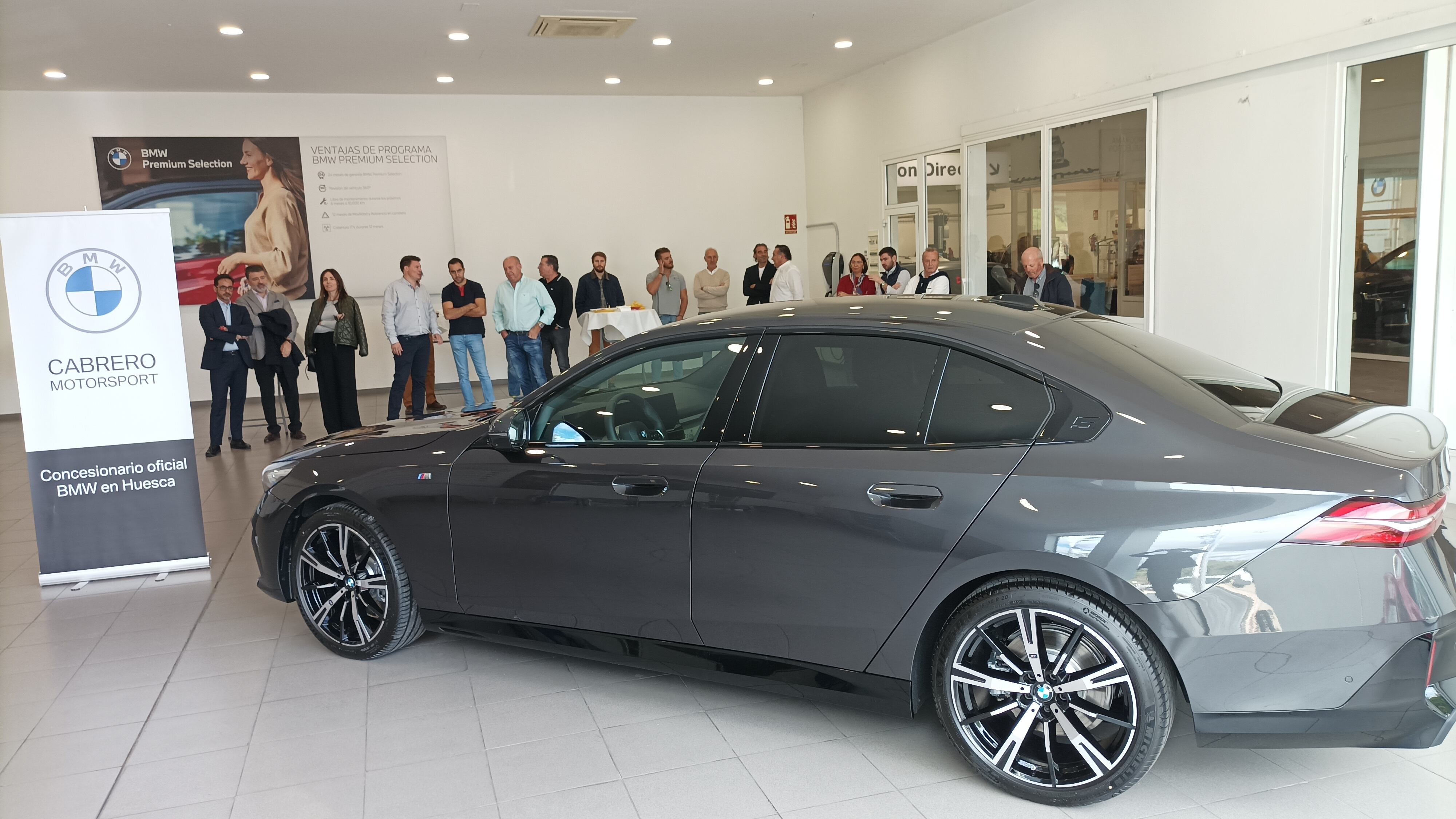 La presentación del nuevo BMW i5 generó gran expectación entre los amantes del motor