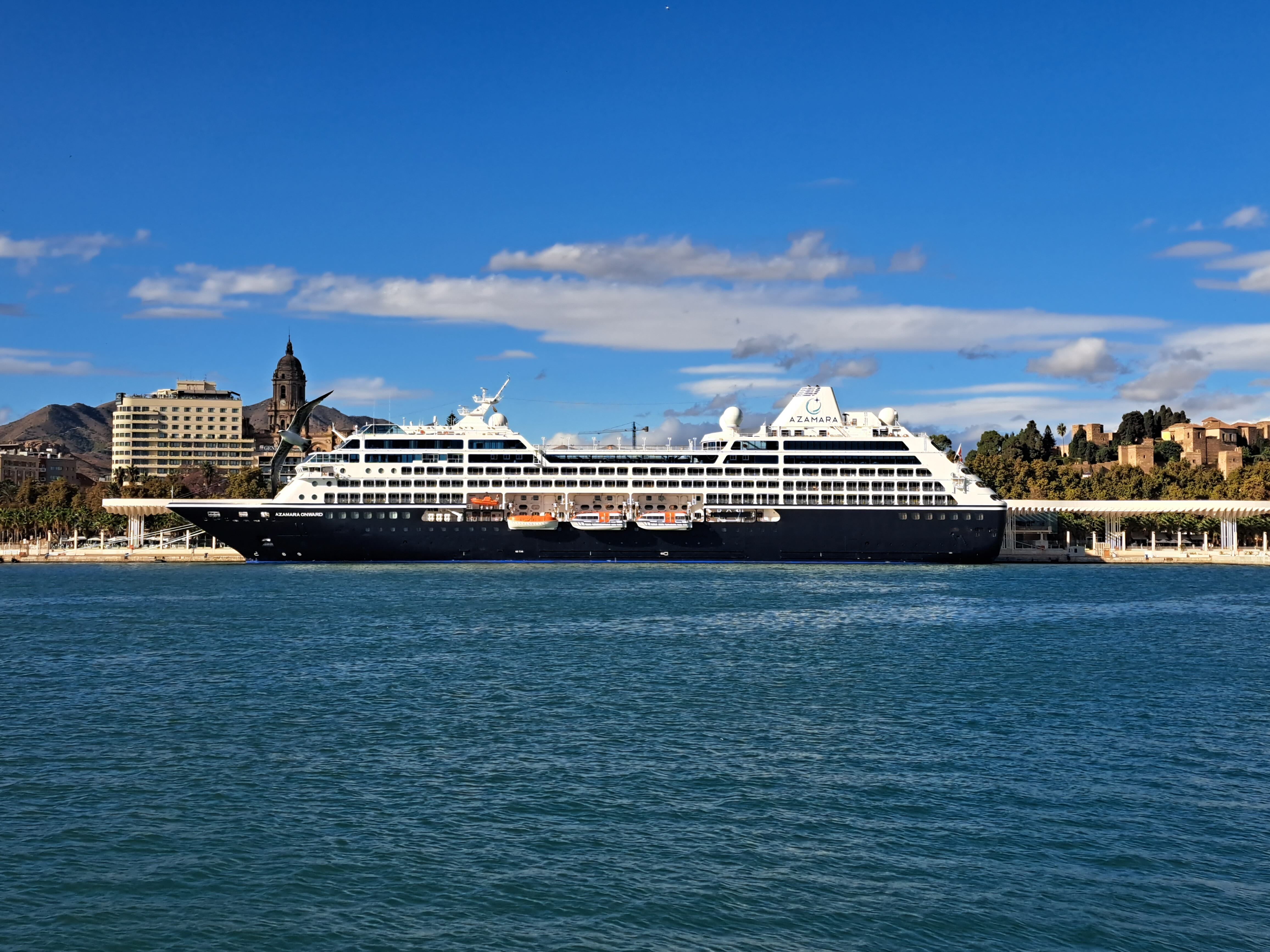 Primera escala en Málaga este jueves de ‘Azamara Onward’