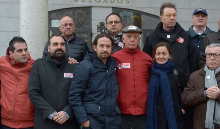 Pablo Iglesias ha acudido a los juzgados de Getafe para dar su apoyo a los &#039;8 de Airbus&#039;