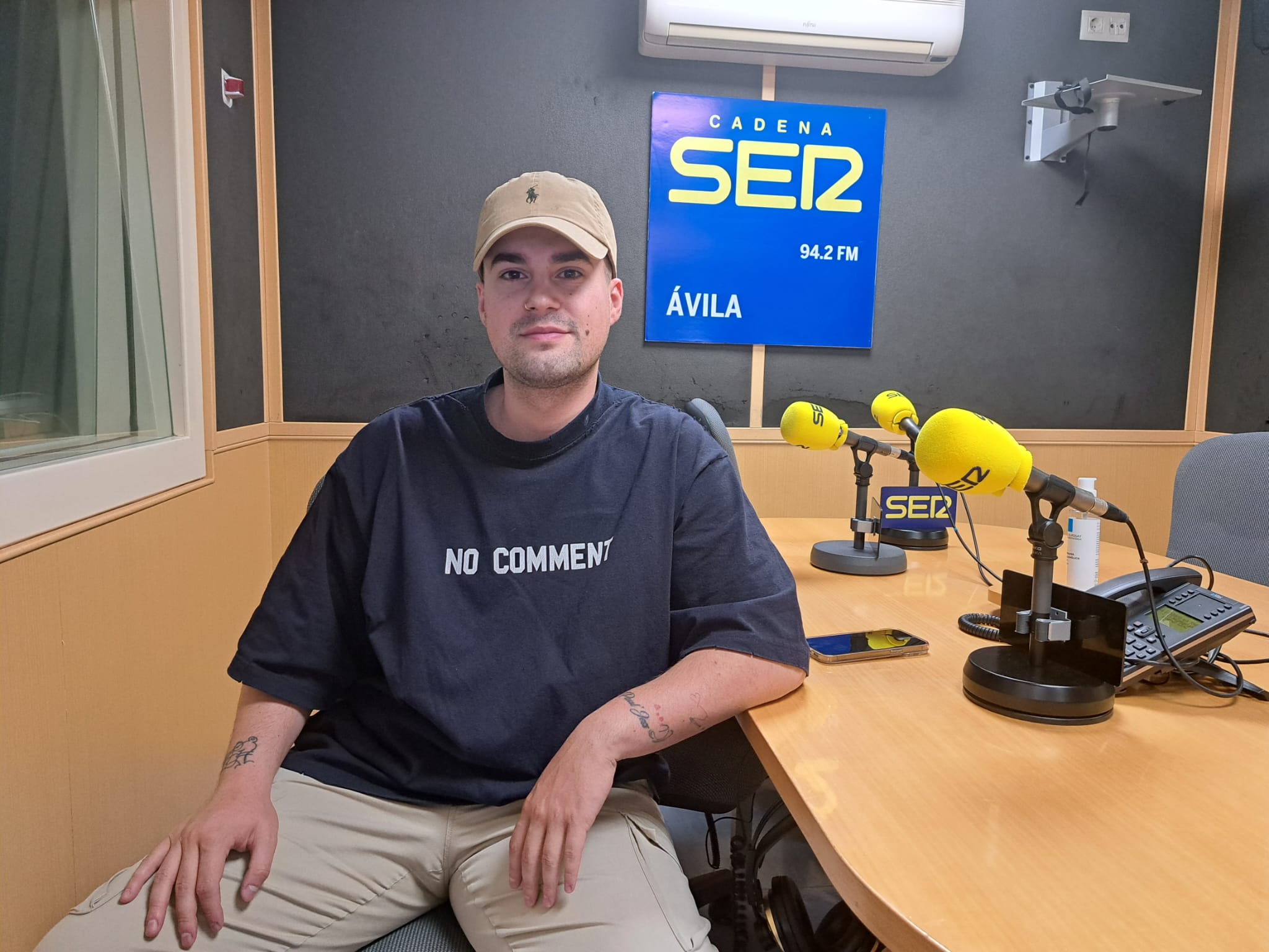 Pablo en los estudios de Ser Ávila