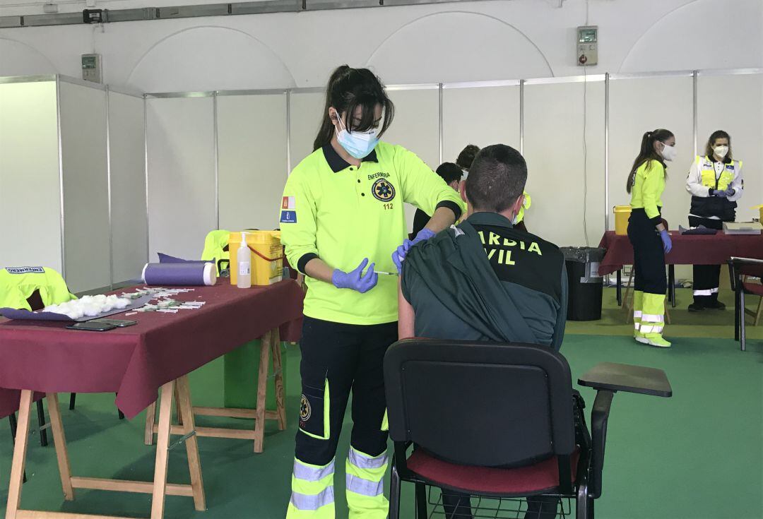 Esta semana se ha iniciado la vacunación de las fuerzas y cuerpos de seguridad del Estado en el recinto ferial de La Hípica