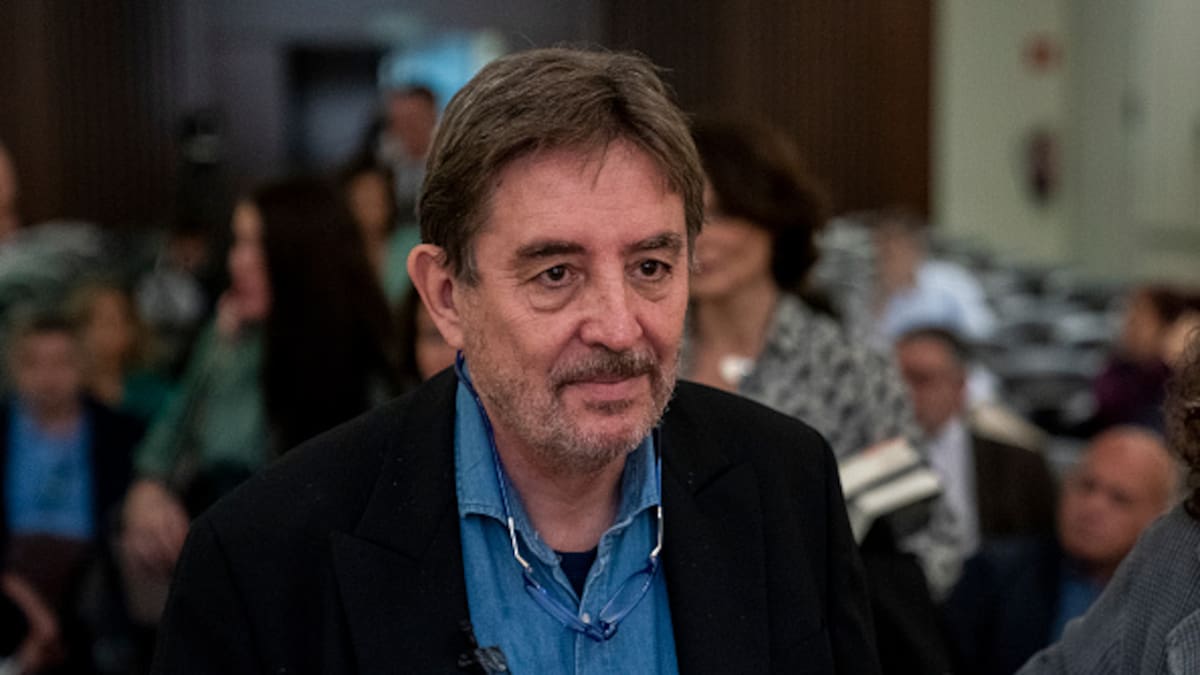 Entrevista el escritor Luis García Montero, que presenta en Valladolid su último libro, 'Almudena'