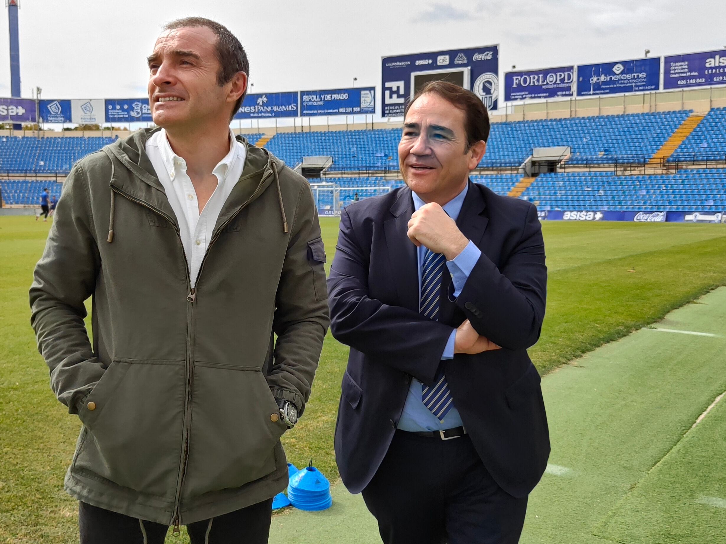 Manuel Illueca, director general IVF, junto a Carlos Parodi, presidente del Hércules CF