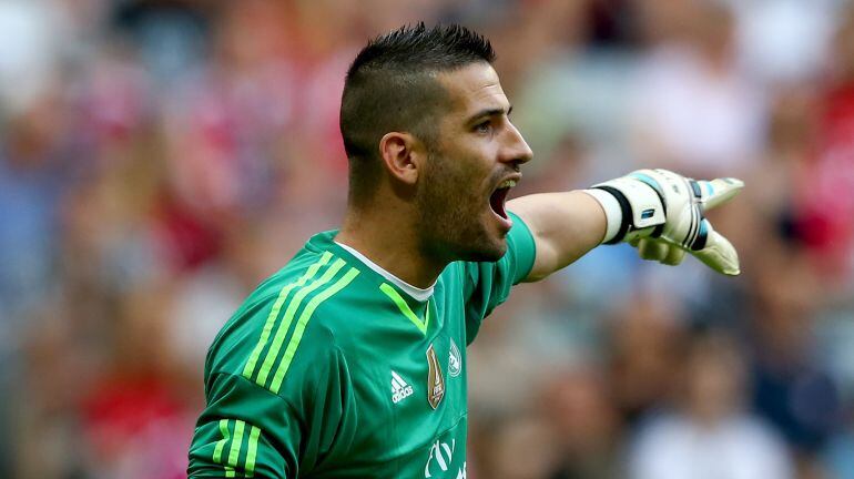 Kiko Casilla con el Real Madrid