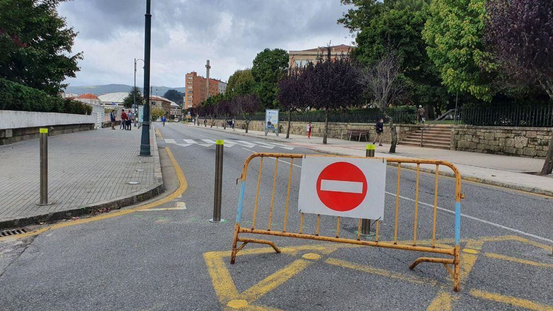 El corte al tráfico de la avenida Reina Victoria llegó hoy al pleno 