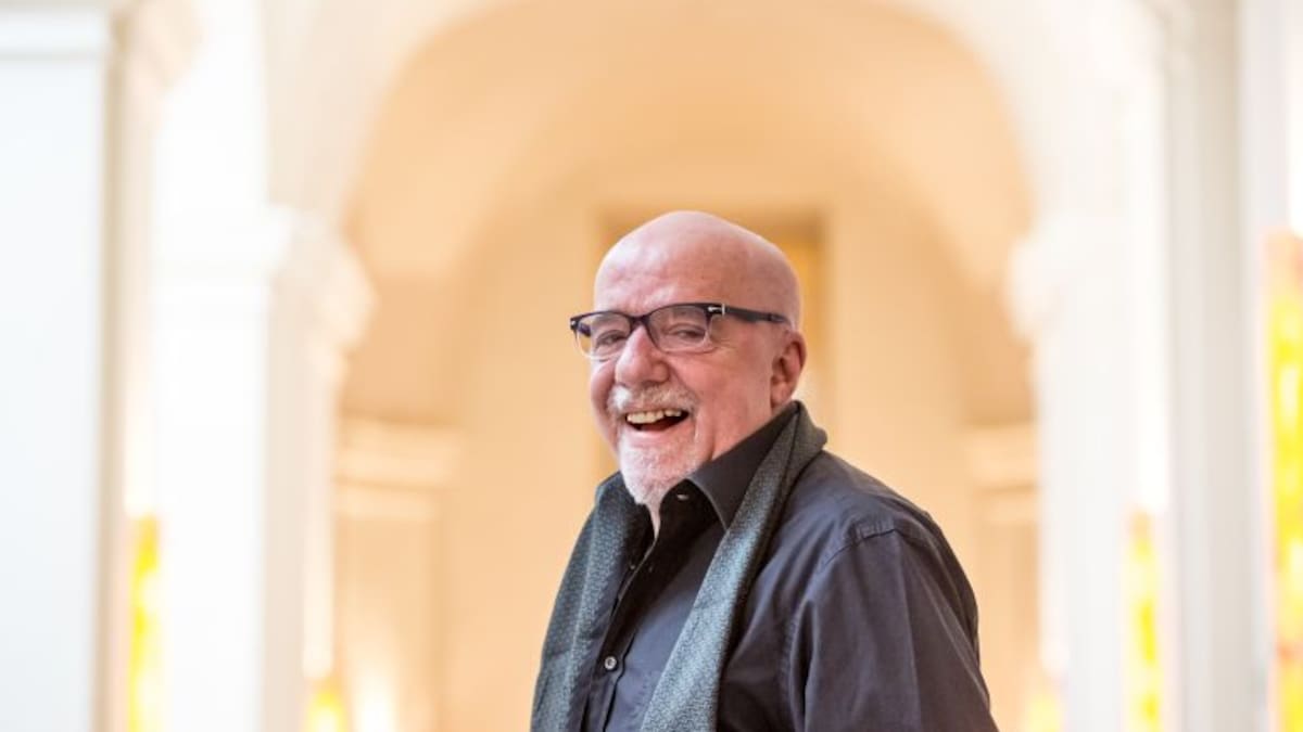 Paulo Coelho: "Me inventé la palabra juernes y el qué bien se está cuando se está bien"