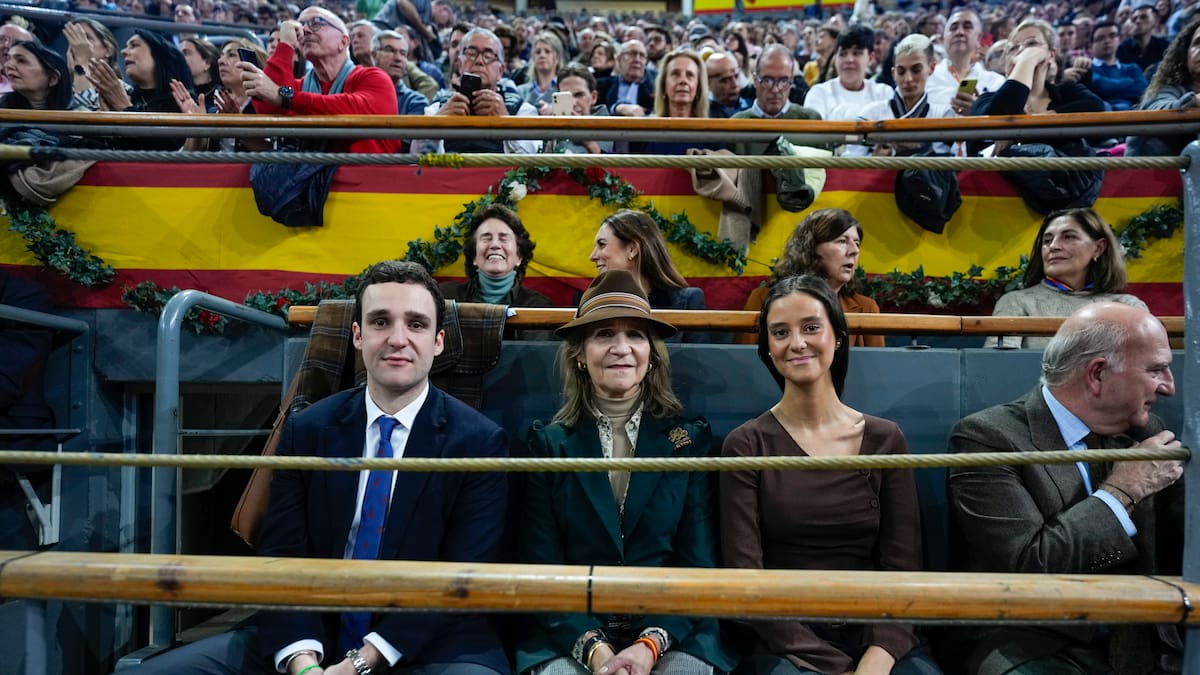 La infanta Elena, premiada por el Círculo Cultural Taurino Pablo Aguado
