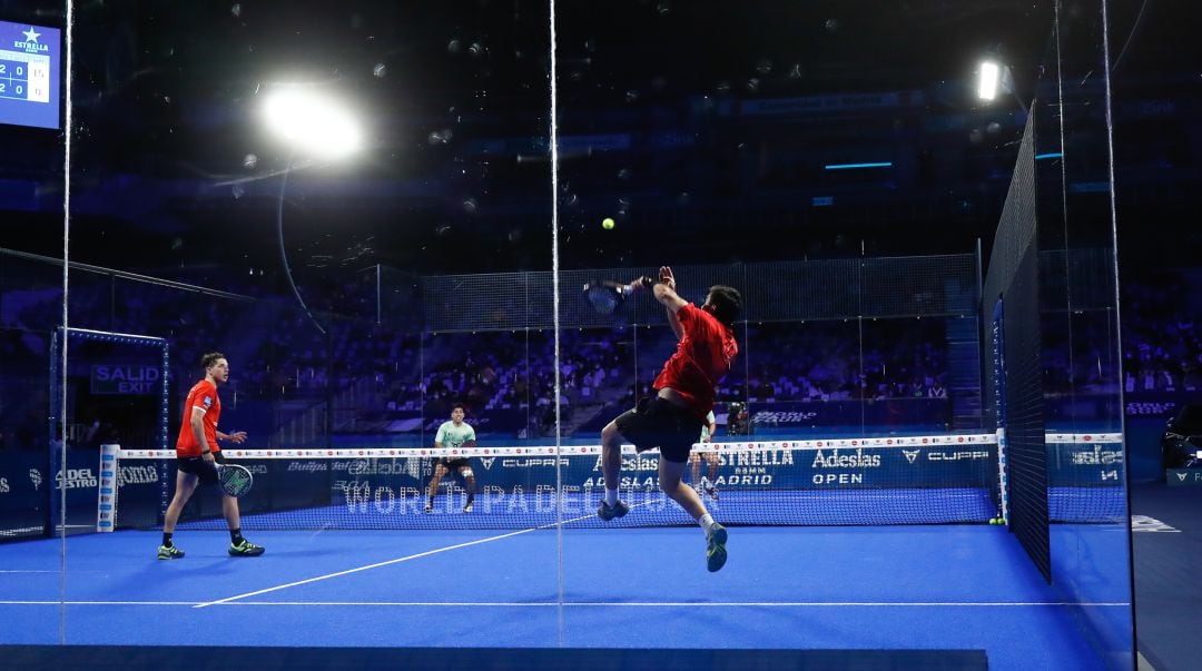 Lima y Tapia, contra Tello y Chingotto, durante un partido de World Pádel Tour disputado esta temporada