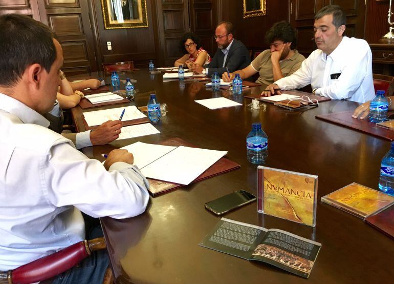 Nueva reunión de la mesa de trabajo de Numancia 2017 en el Ayuntamiento de Soria.