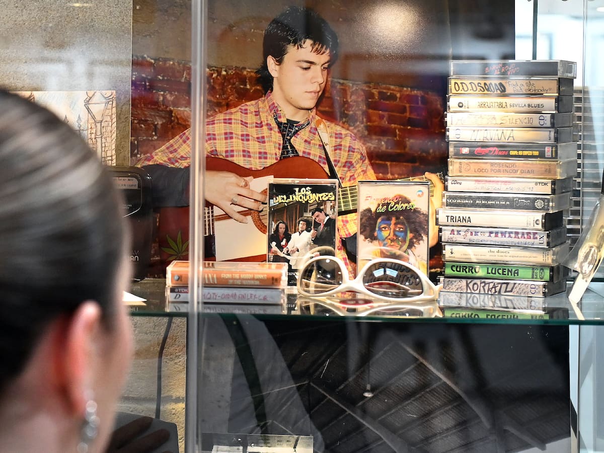 La Sala Paúl acoge una exposición de homenaje a Migue Benítez y a los encuentros garrapateros celebrados en su memoria