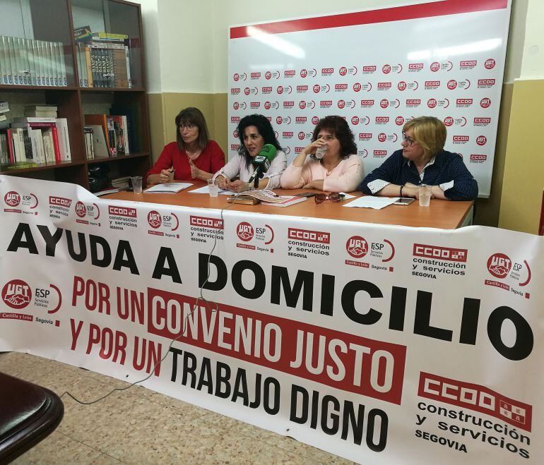 Las representantes de las trabajadoras de Ayuda a domicilio han presentado sus propuestas para el nuevo convenio colectivo del sector 