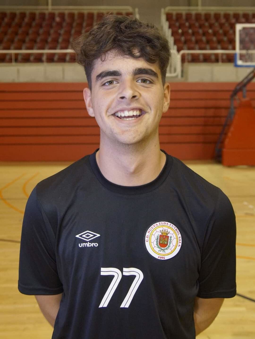 Alax Cabello se convierte en el primer internacional del Nueva Elda F. S.