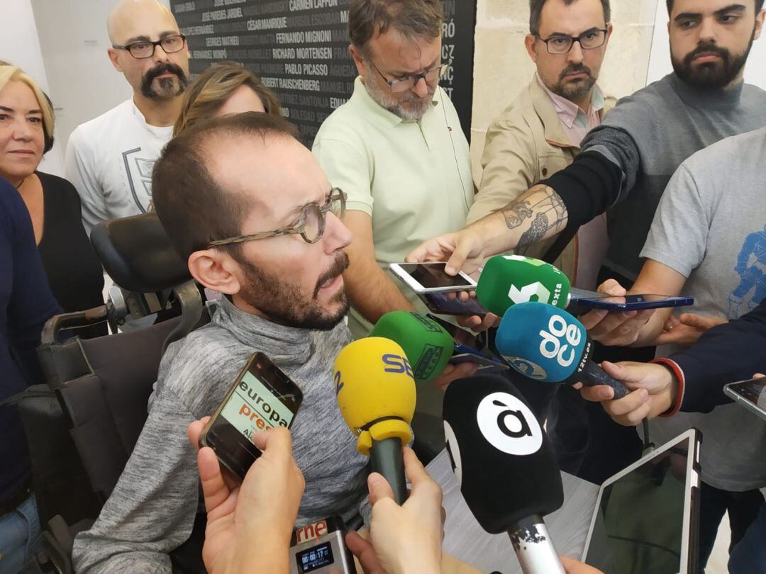 Pablo Echenique en el MACA