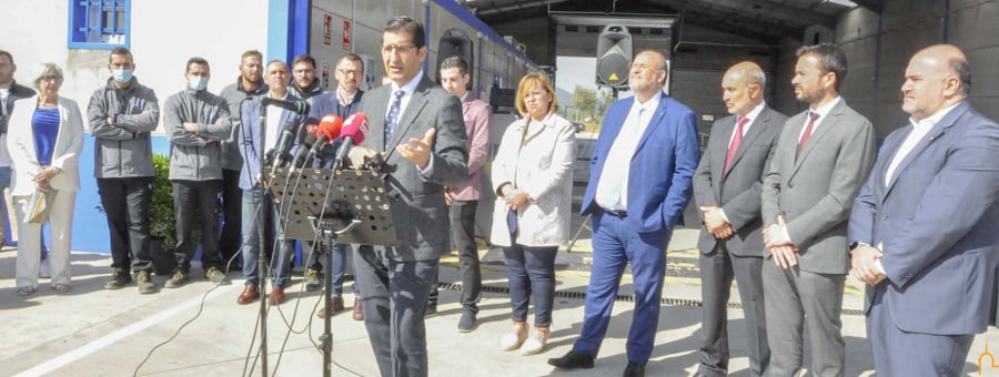 Jose Manuel Caballero, presidente de la Diputación se ha sumado a la inauguración de la ITV en Piedrabuena