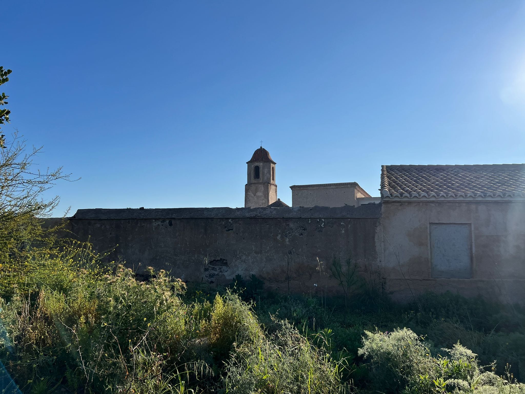 Secretos, leyendas y milagros ocultos bajo los escombros de San Ginés de la Jara