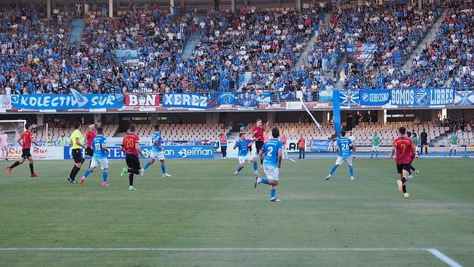 Imagen del partido de ida en el estadio municipal de Chapín